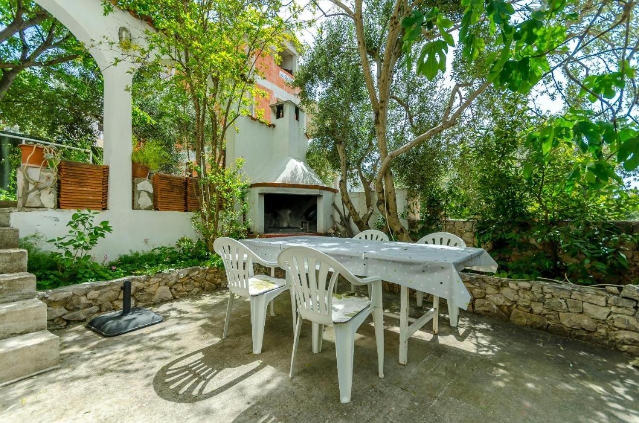 Apartments Doria - 20M From Beach Trogir Eksteriør billede