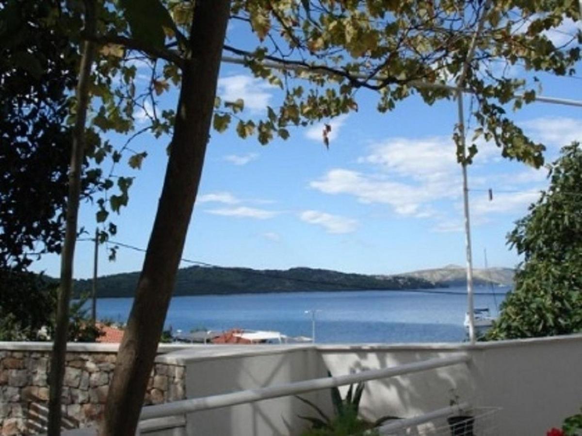Apartments Doria - 20M From Beach Trogir Eksteriør billede